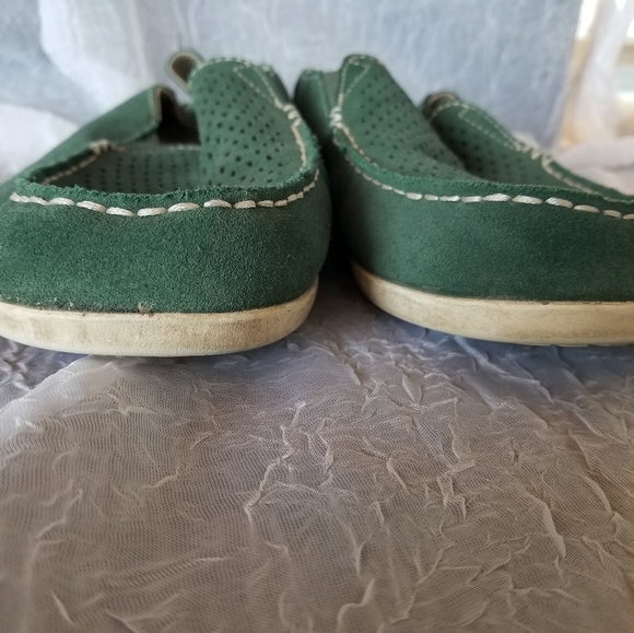 OluKai Loafers Nohea Perf Green Slip On Size 9.5 - Picture 2 of 5
